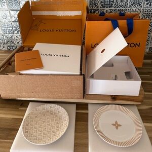 New Louis Vuitton Two Tea Plates
